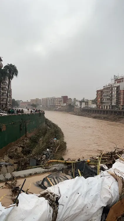 465060724_988255066676249_5455199984004996885_n