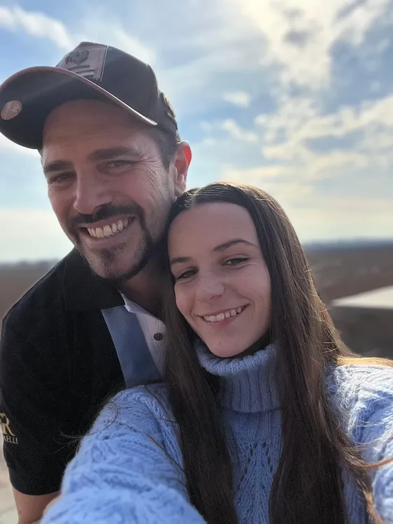 4fcf6130-5883-473b-9c87-d7f321ef8c19