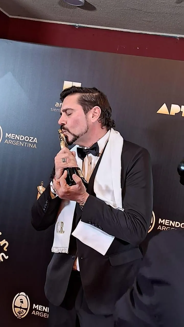 9348598c-7669-4ac9-8b51-8c49256651bb