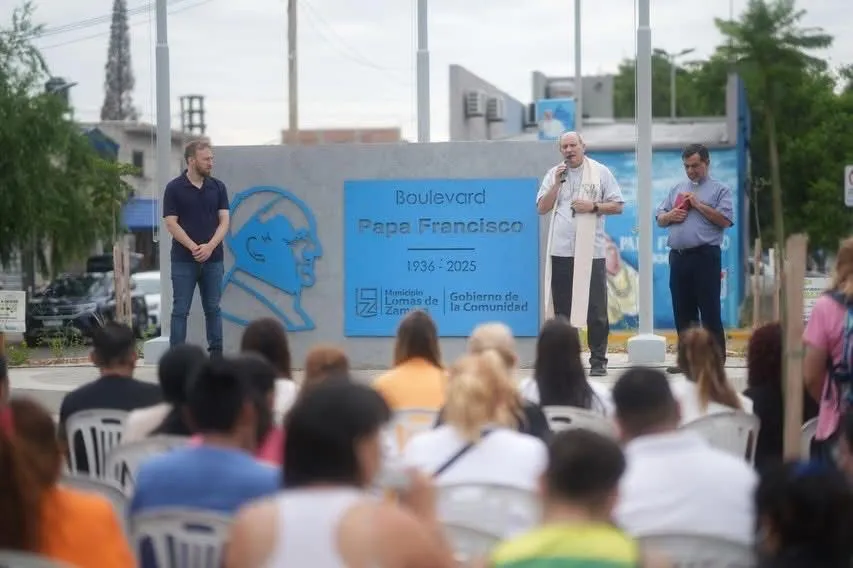 b9c098f7-270a-4f46-a8e4-9bd7ae31e10d