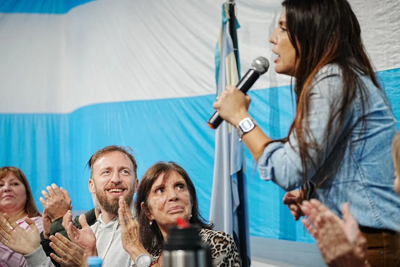 171621d3-c721-4783-97f6-3785a03b8156