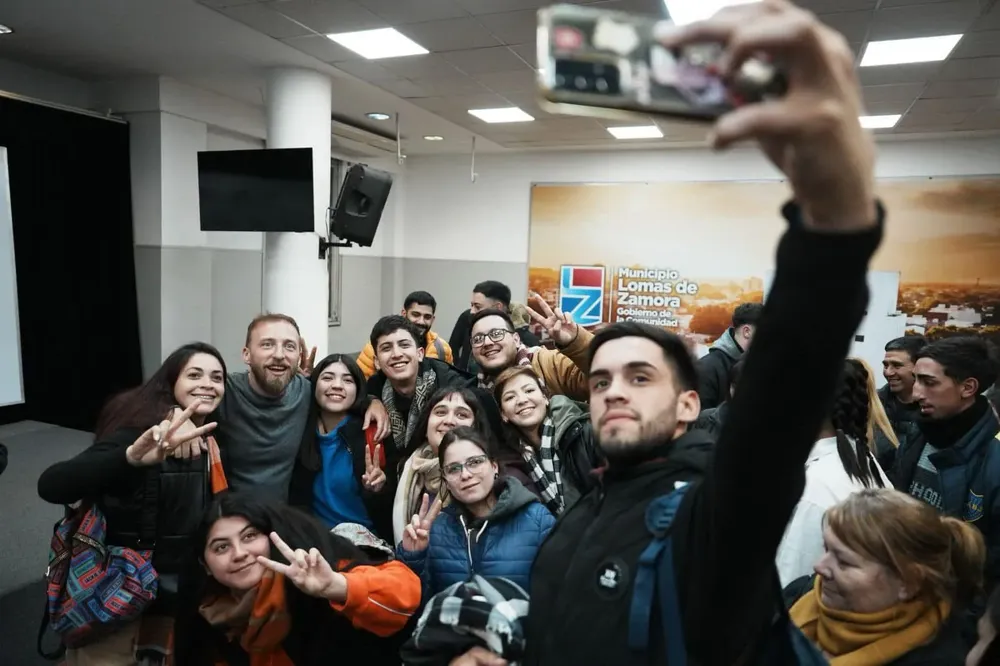 12270653-e9c6-4f55-9f78-d3dc8ce1490e