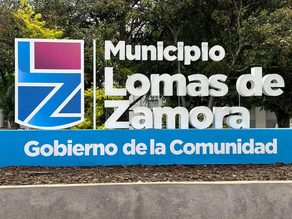 d58e40b0-562f-40b9-9f64-fb02228b956e